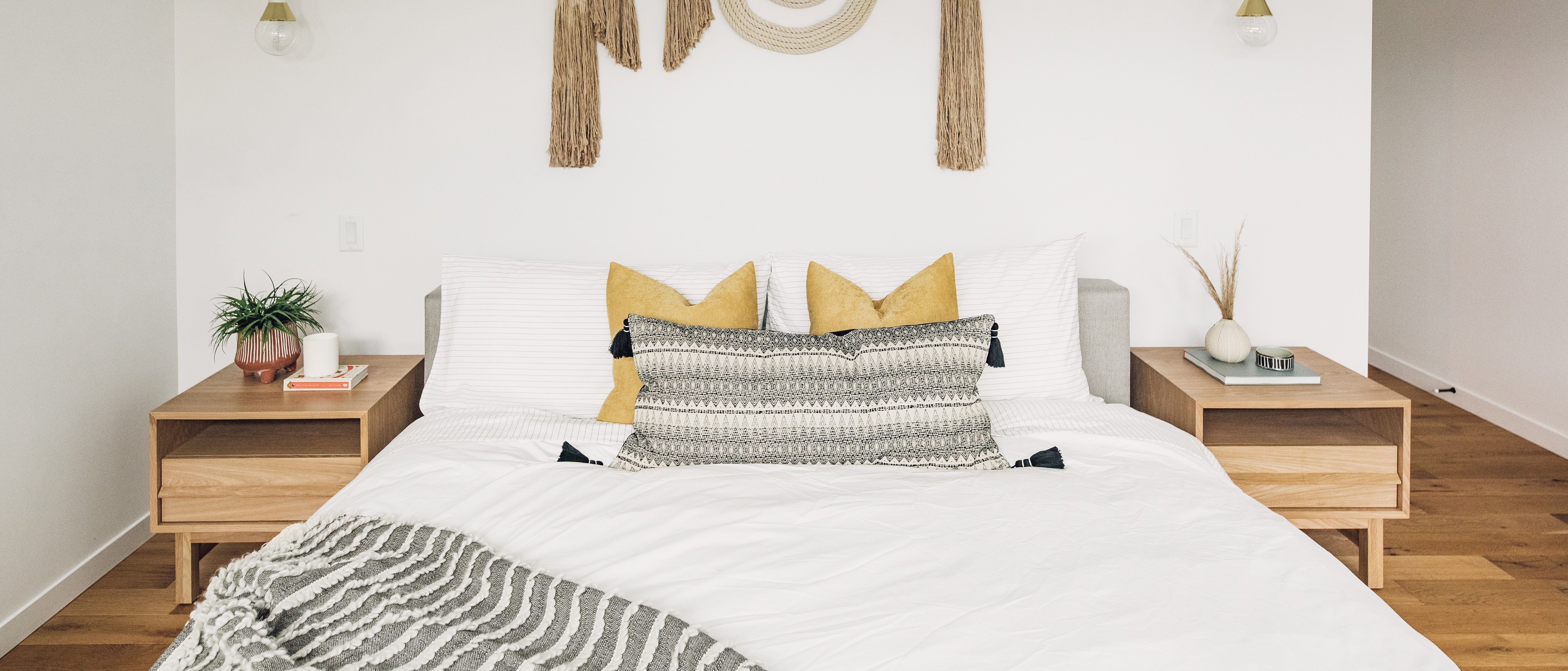Pairing Bed Sheets With Your Decor