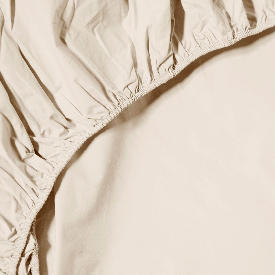 Close up of Essential Collection Percale Fitted Sheet in Dune