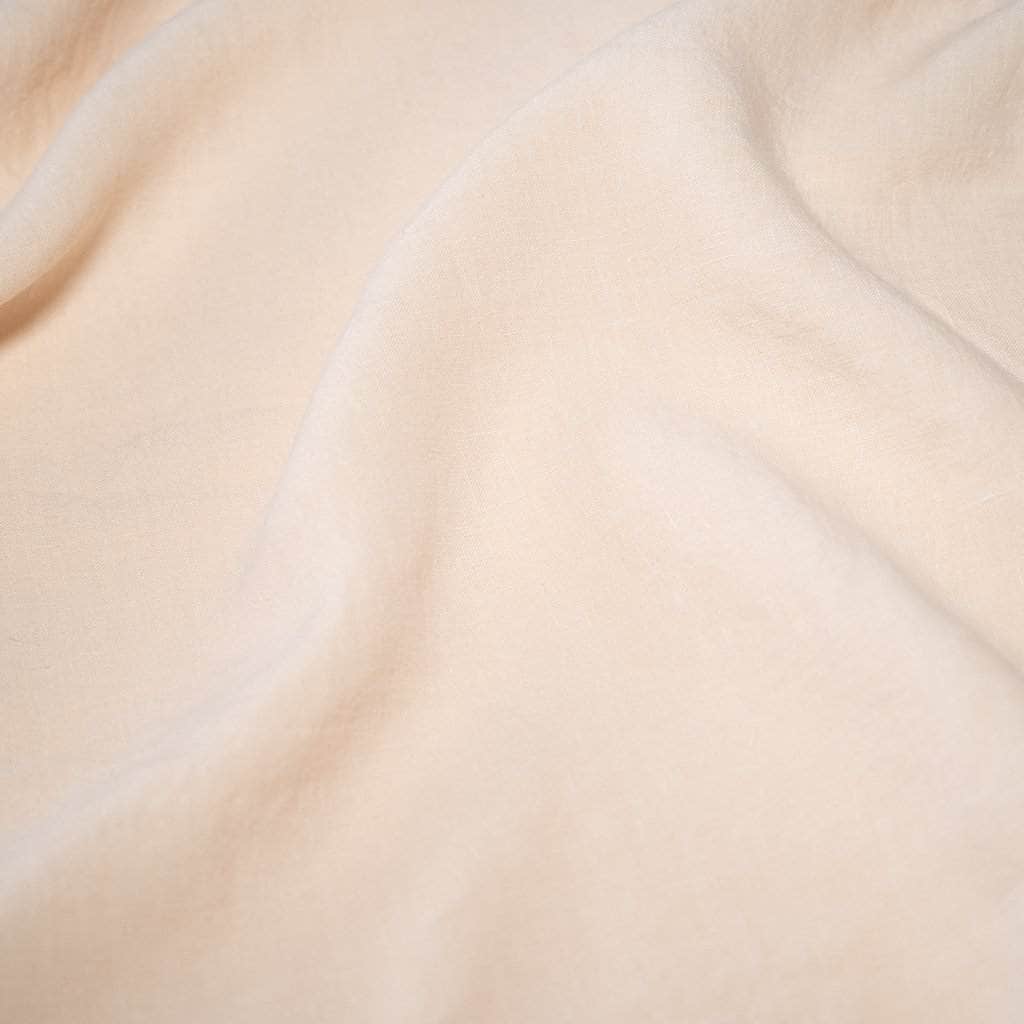 Close up of pearl linen sheet set