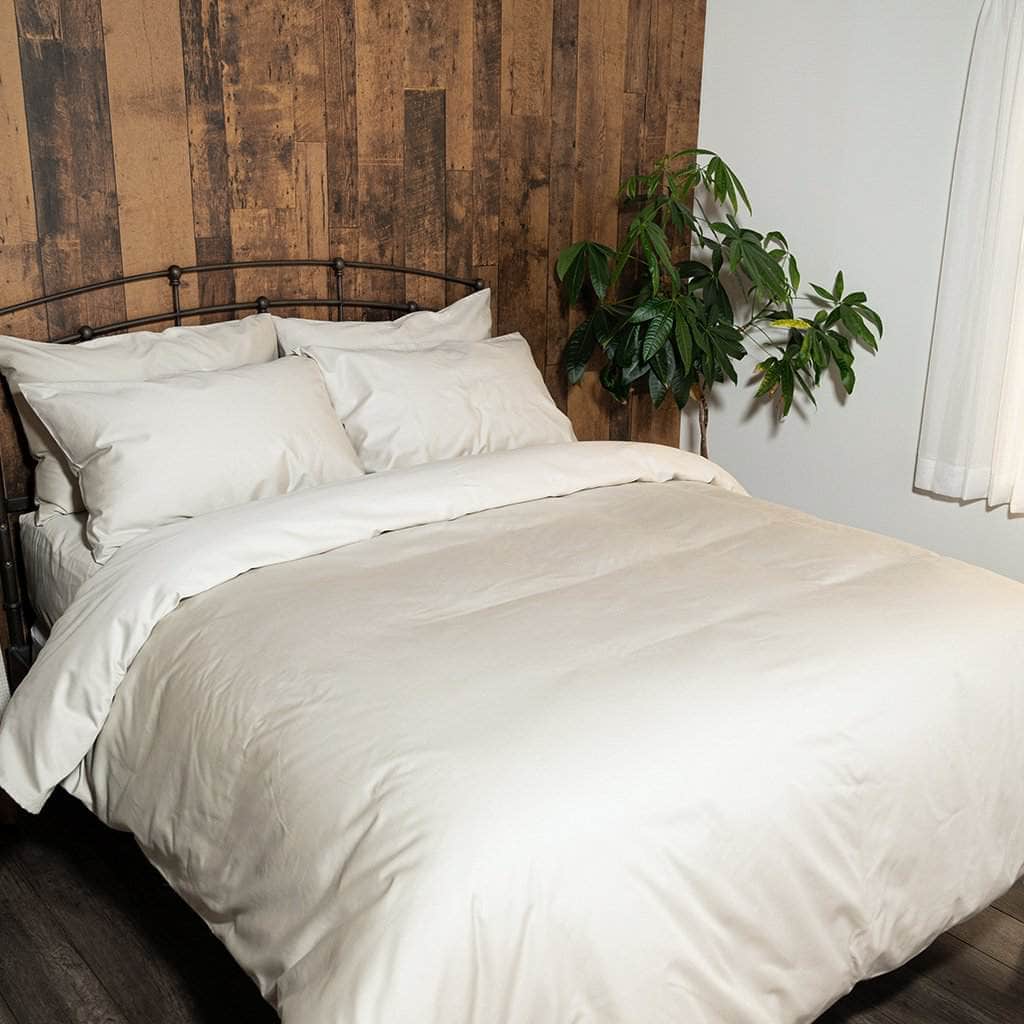 Bed with Sateen Sand Duvet cover and Pillowcases